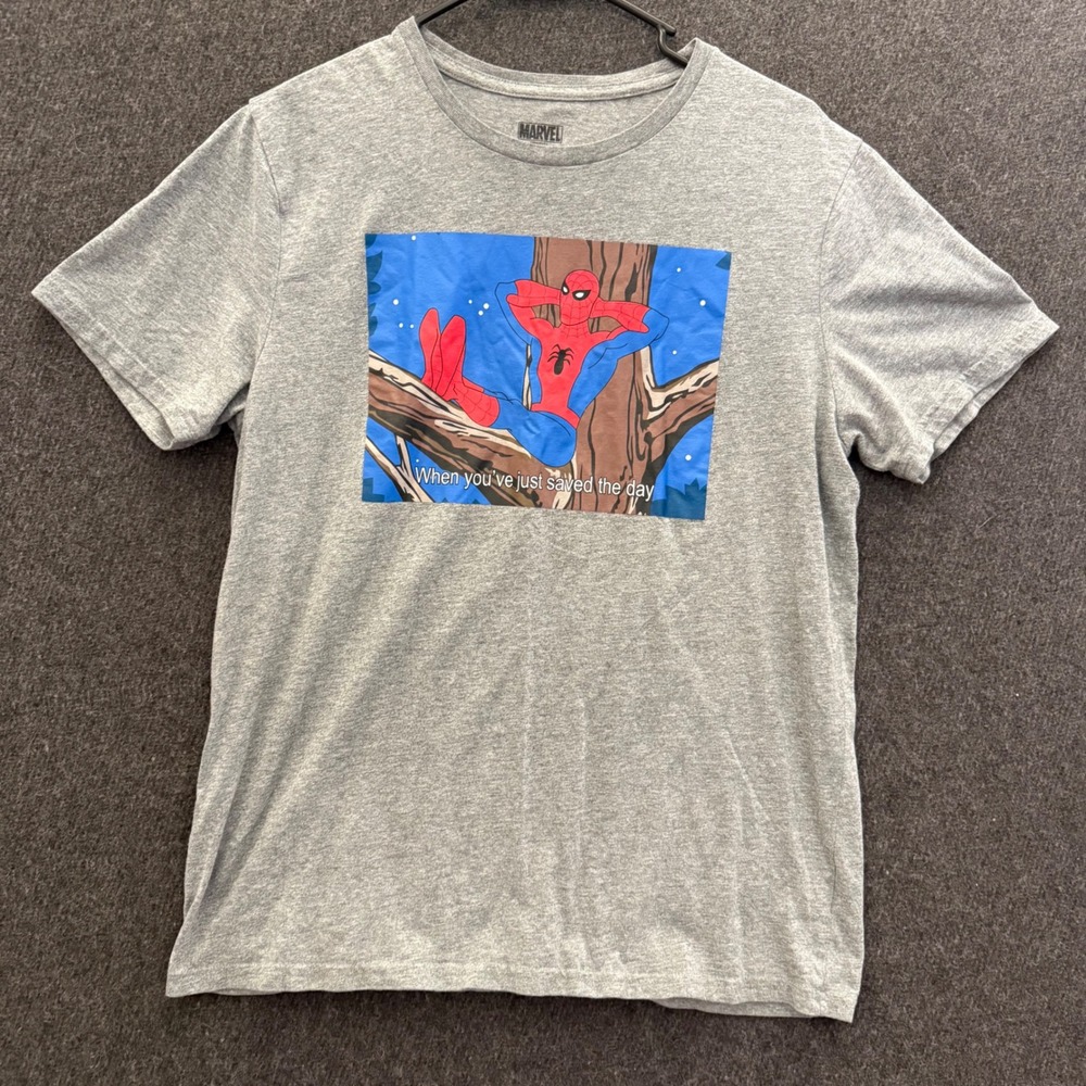 Marvel Spiderman Saved The Day Graphic T-Shirt Gray Mens Large RN160476